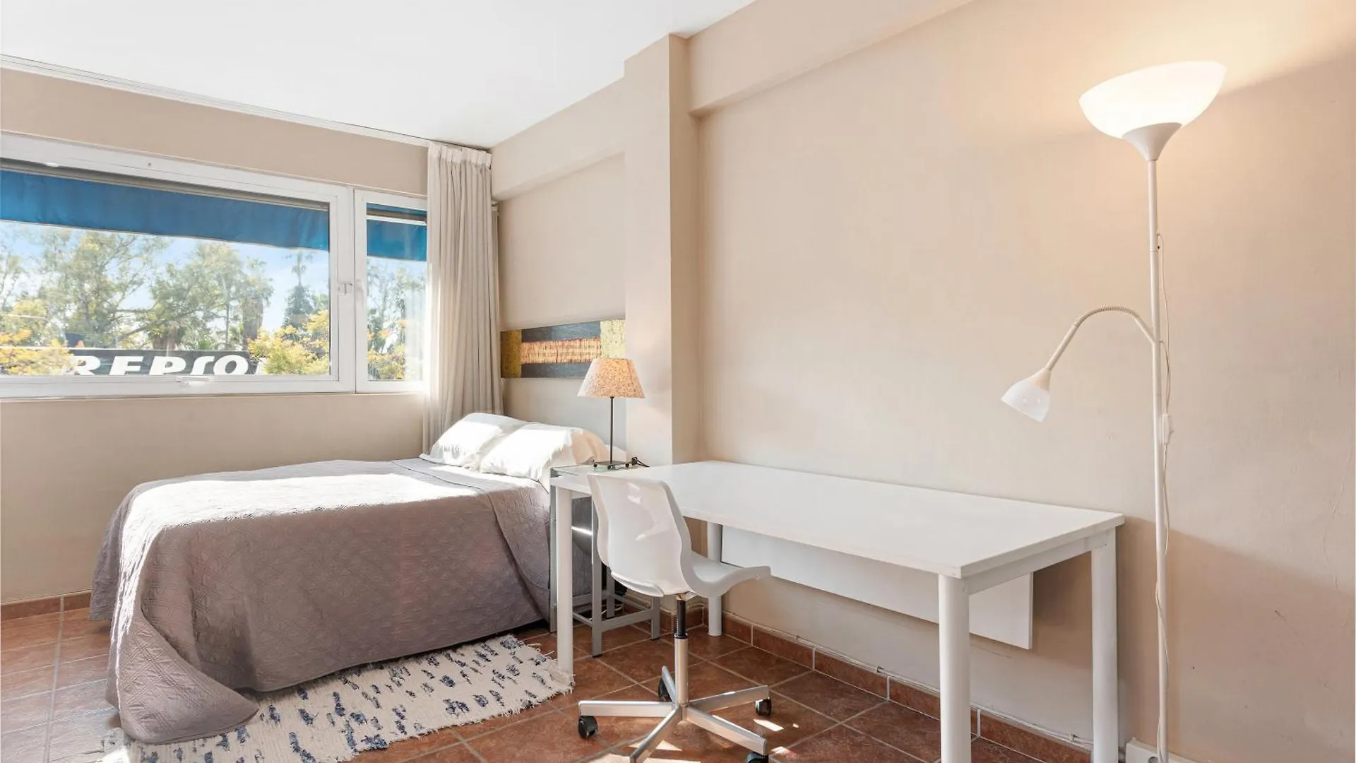 Bonito Estudio En Playa Los Banos Del Carmen マラガ アパート